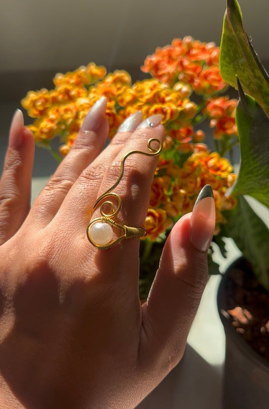 Wave Pearl Ring