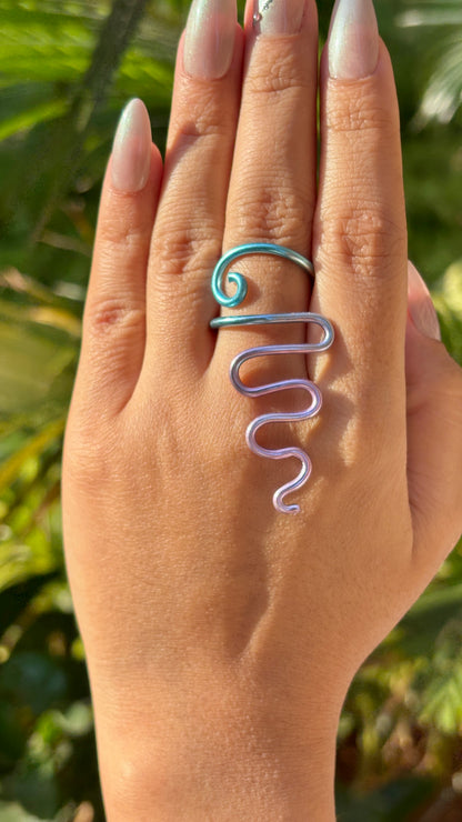 Wild Curl Ring