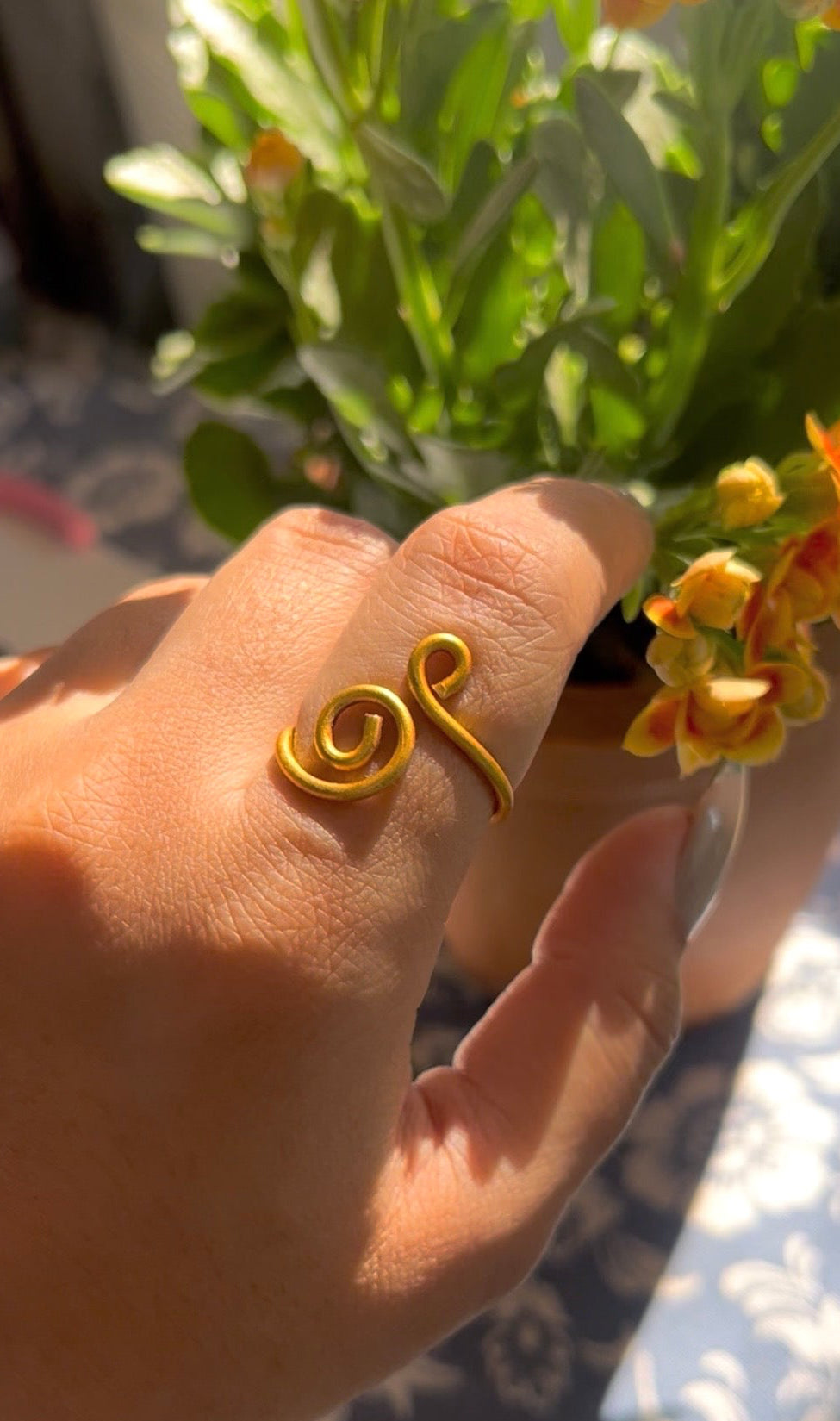 Ripple Gold Ring