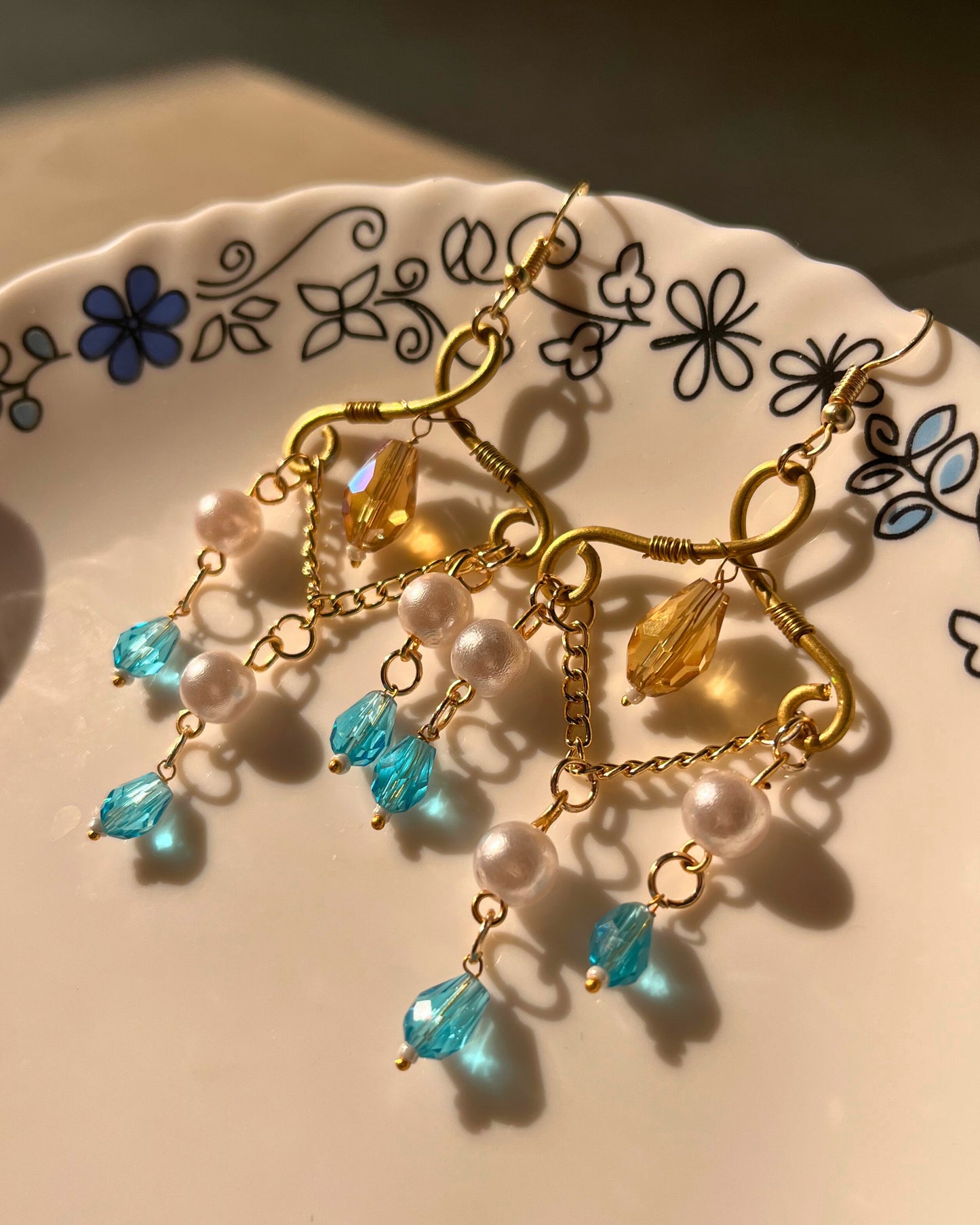 Paradise Danglers - Jasmine