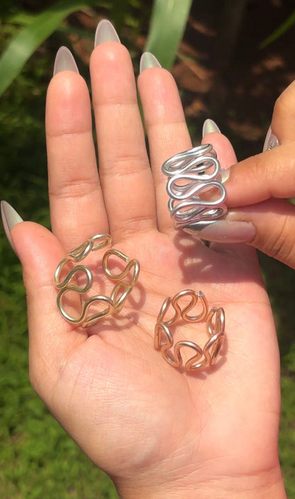 Wiggle Wiggle Rings