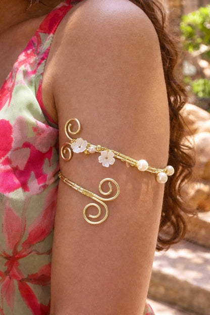 Diana Armcuff