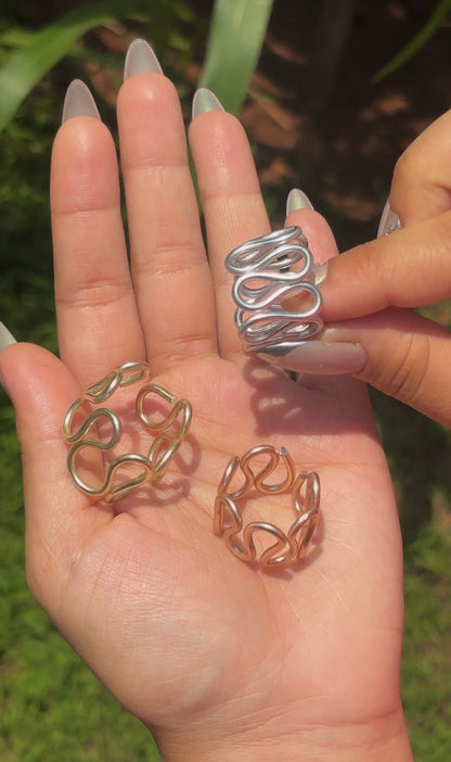 Wiggle Wiggle Rings