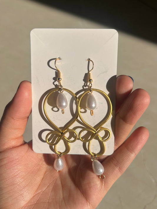 Pearly Clover Brass Earrings